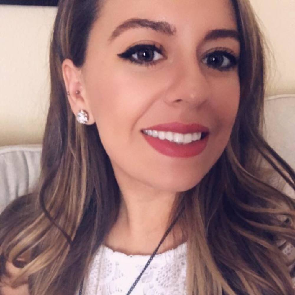Meet your Posher, Jacqueline